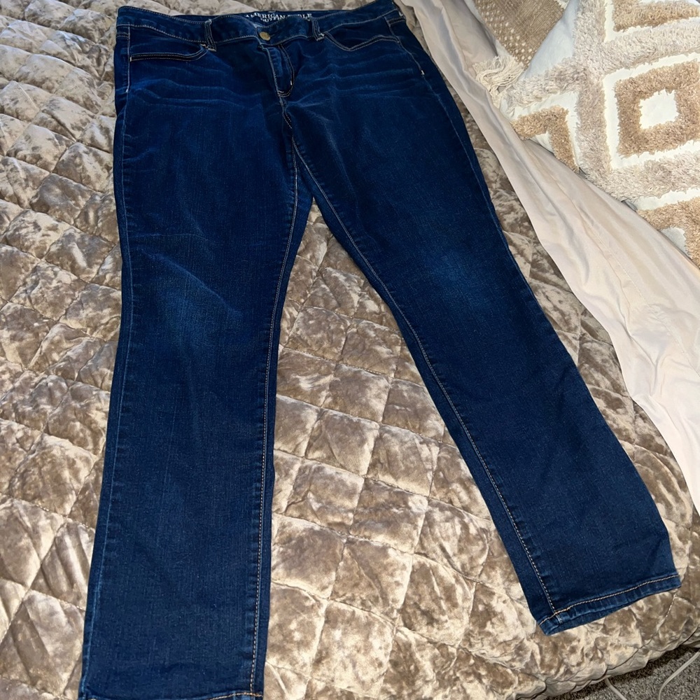 Woman’s size 18, American eagle, super stretch jegging
